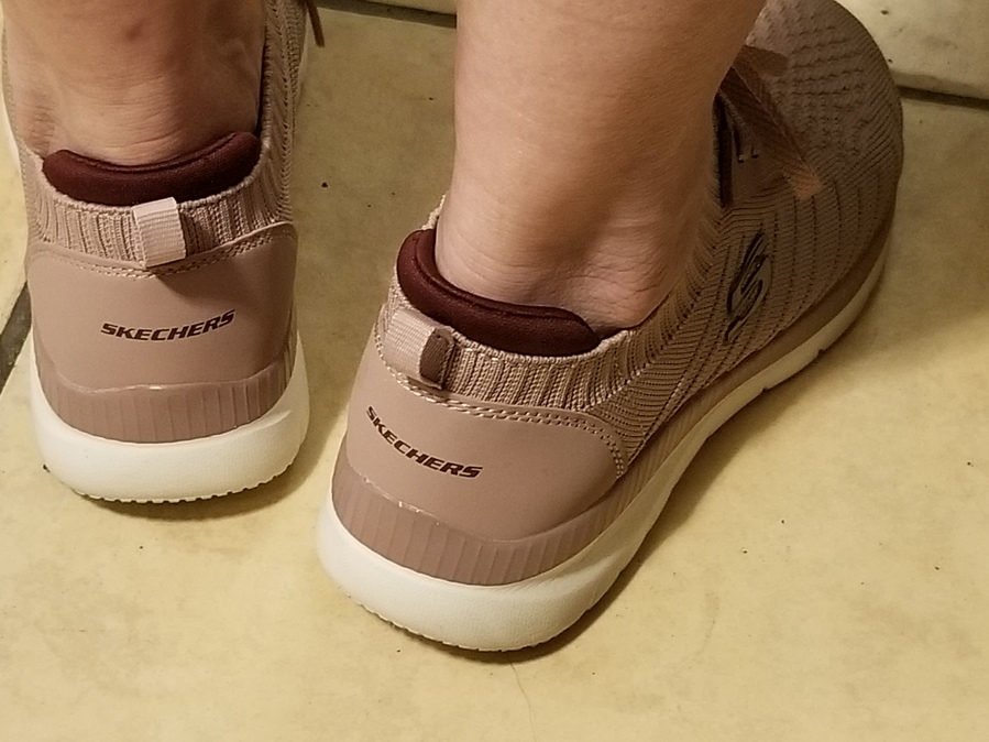 mauve-sketchers (6)
